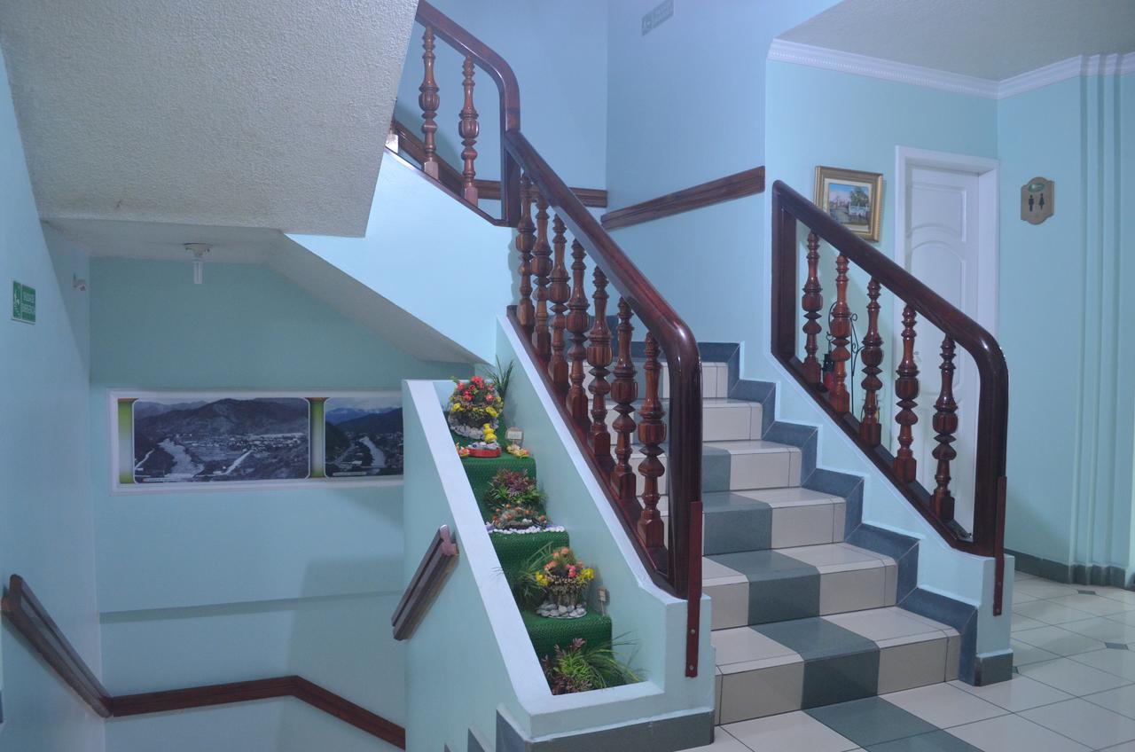 Hotel Betania Zamora Bagian luar foto