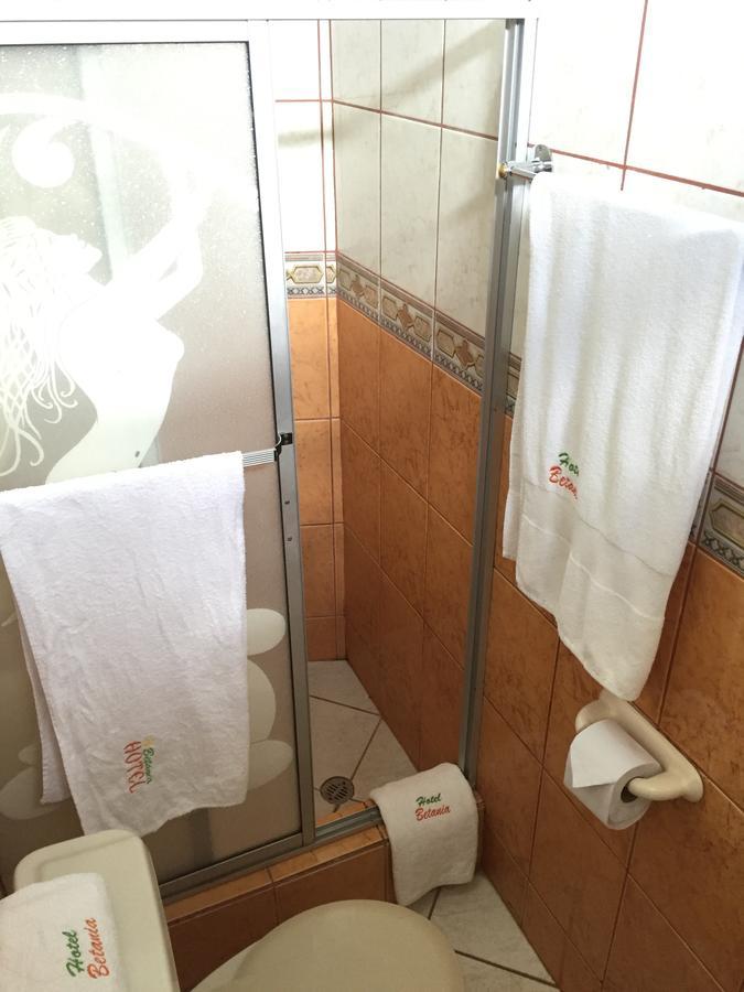 Hotel Betania Zamora Bagian luar foto