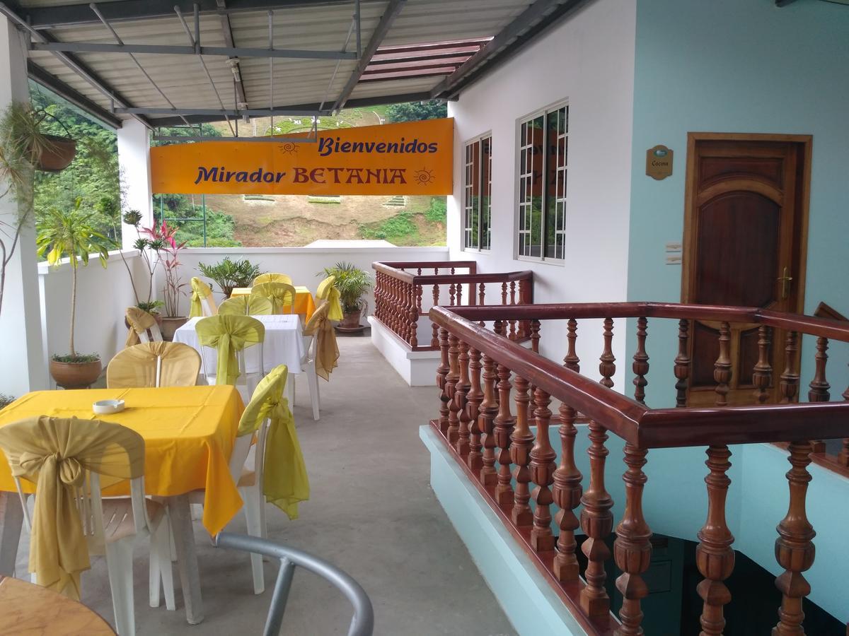 Hotel Betania Zamora Bagian luar foto